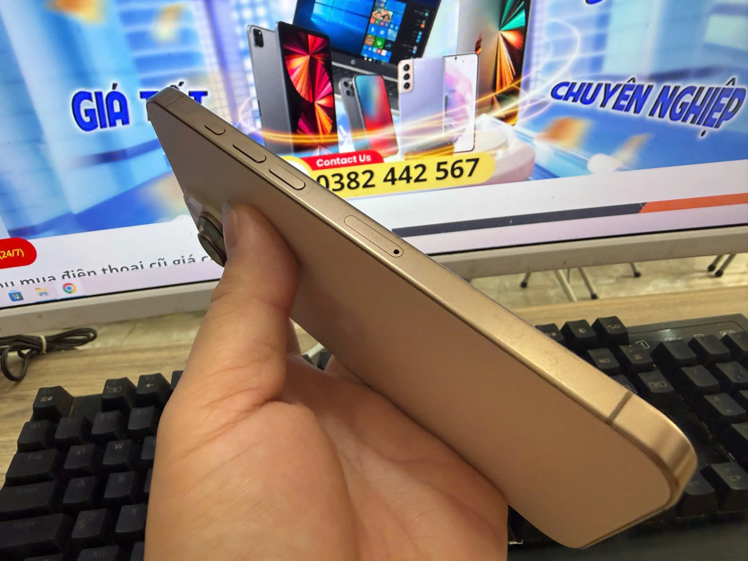 Giai ngan tai chinh sieu toc trong 5 phut khi thu mua dien thoai cu gia tot tai Nhan Mobile