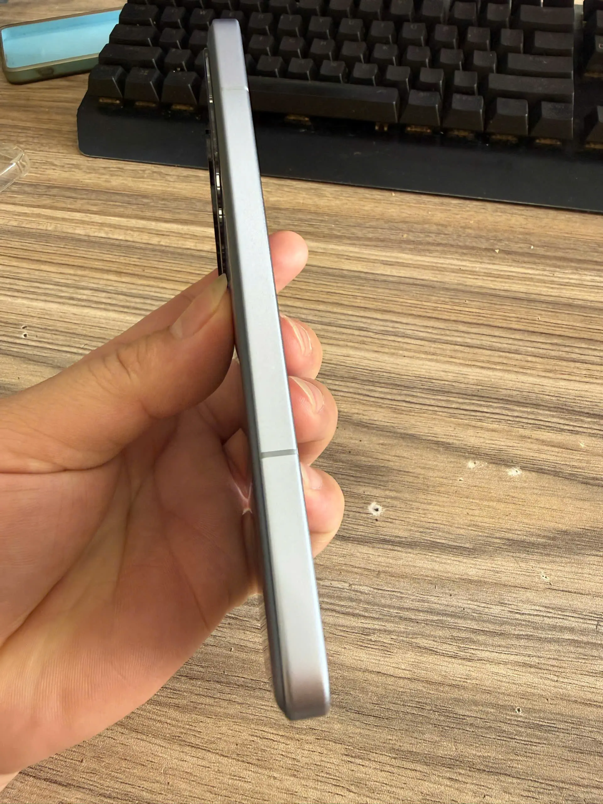 Thu mua dien thoai cu gia tot tai Nhan Mobile