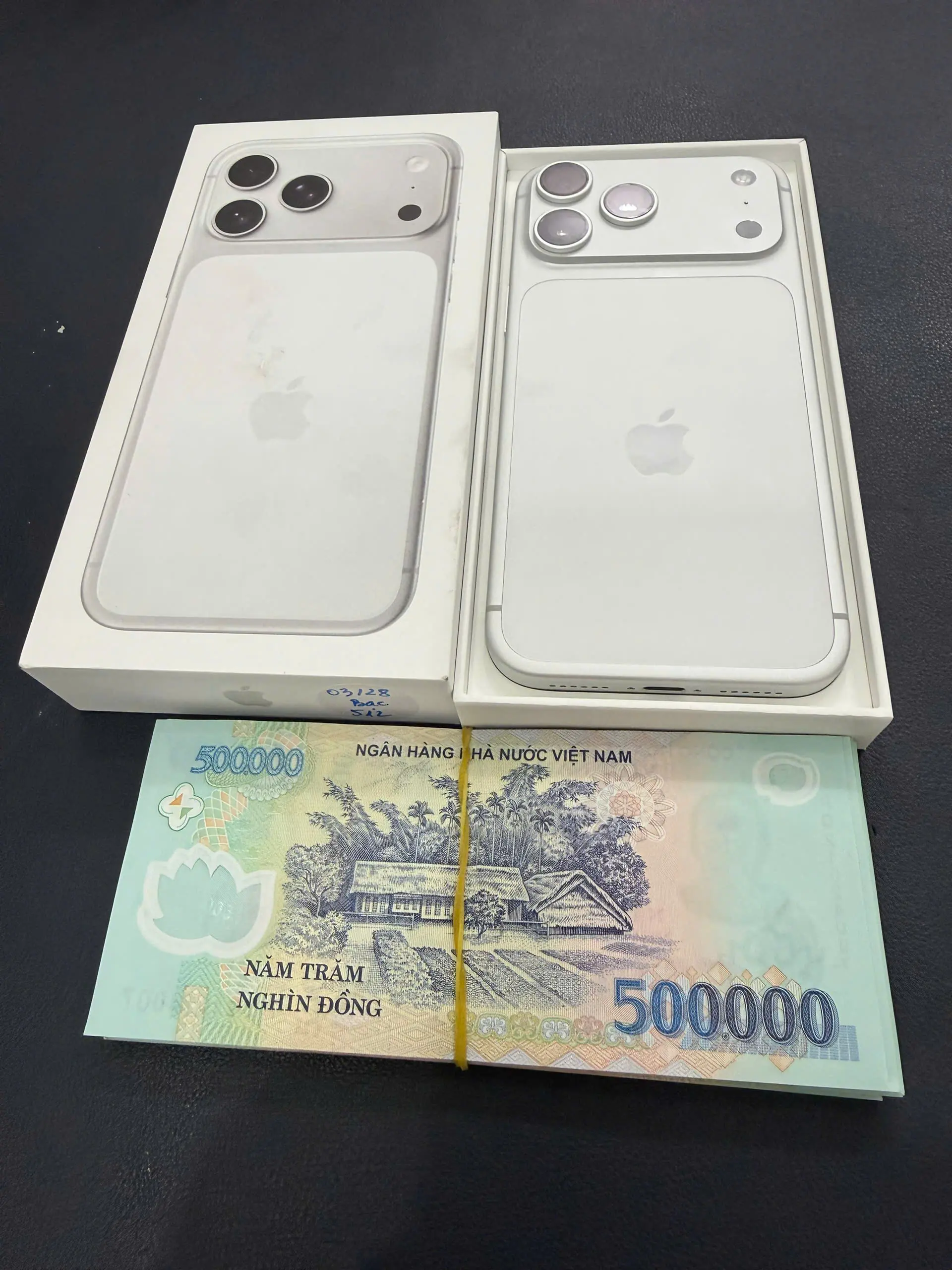Nhan Mobile thu mua dien thoai iphone cu gia tot nhat thi truong tai Binh Duong