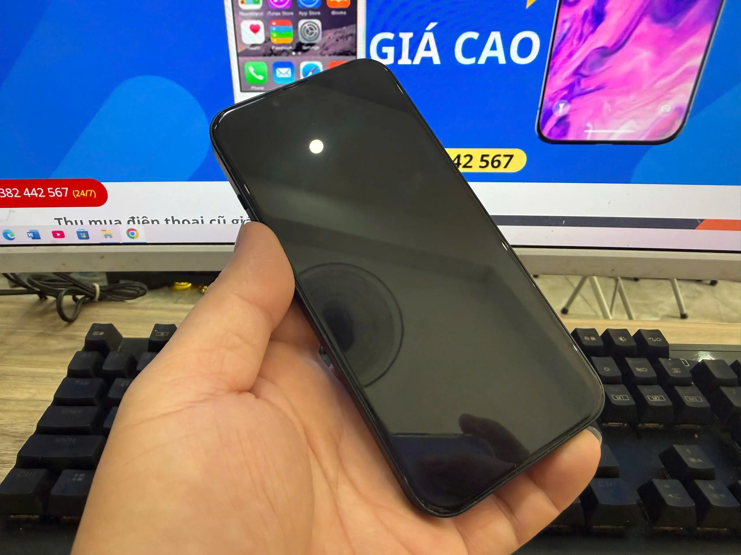 Quy trình thu mua iphone 15Pro Max nhanh gọn